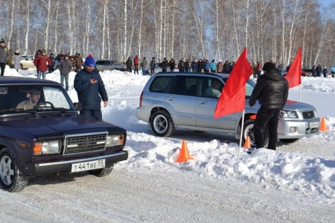 Тяжело в учении, или Ледяные баталии омских автомобилистов
